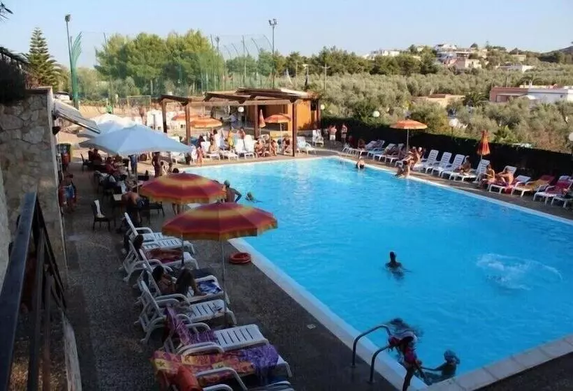 Villaggio Turistico Defensola