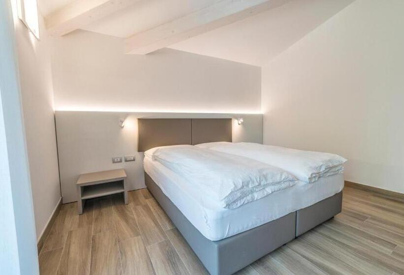 Szálloda Albergo Garni Francesco