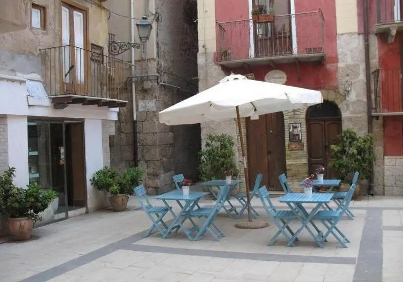 هتل Antica Dimora San Girolamo