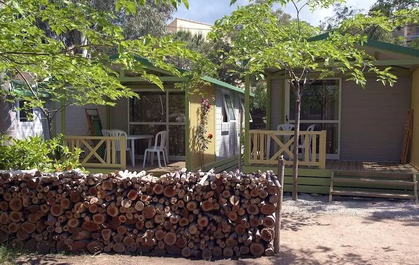 בית מלון כפרי Camping La Clé Des Champs