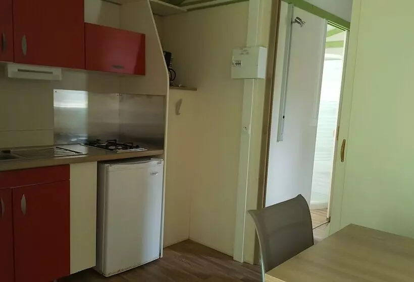 בית מלון כפרי Camping La Clé Des Champs