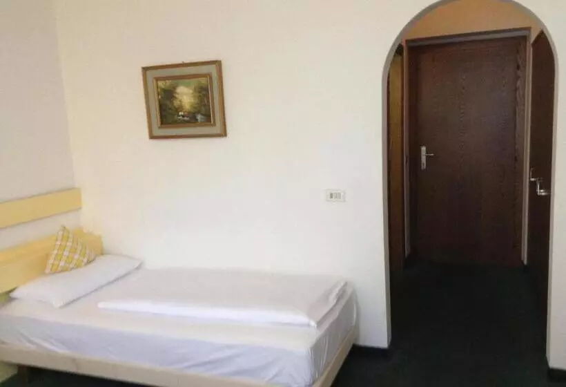 בית מלון כפרי Daniela