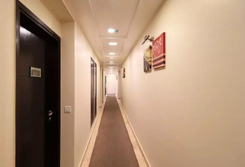 Five Elements Hotels The Claire