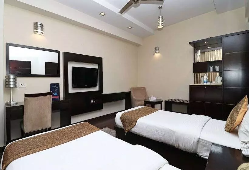 Five Elements Hotels The Claire