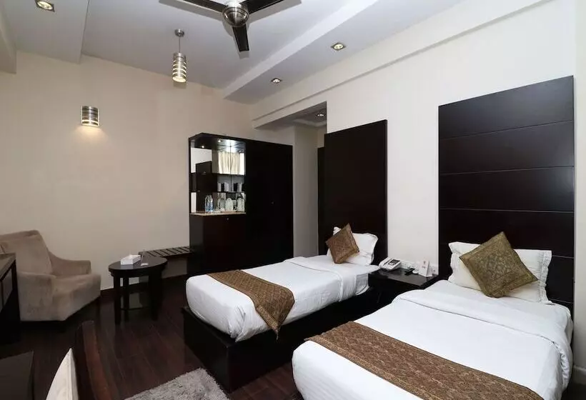 Five Elements Hotels The Claire