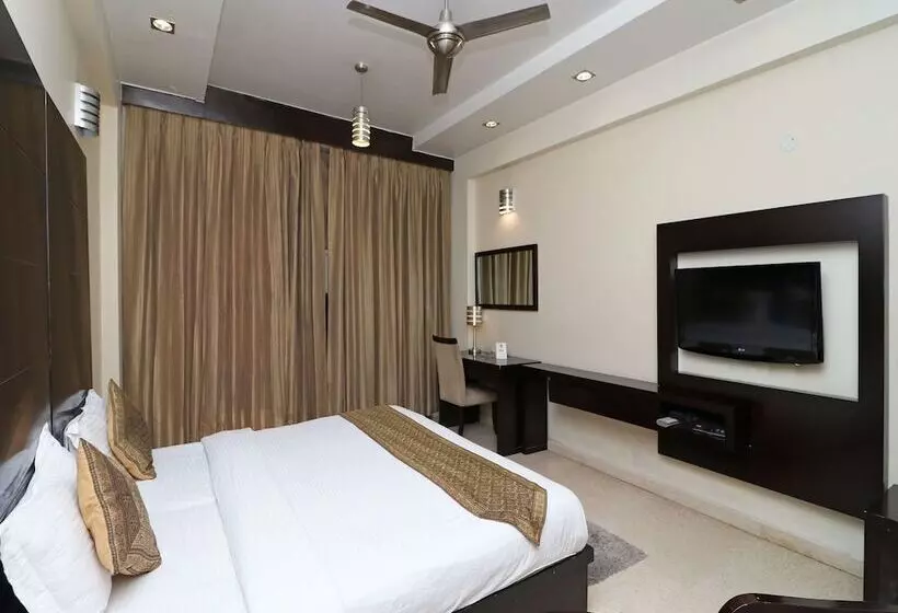 Five Elements Hotels The Claire