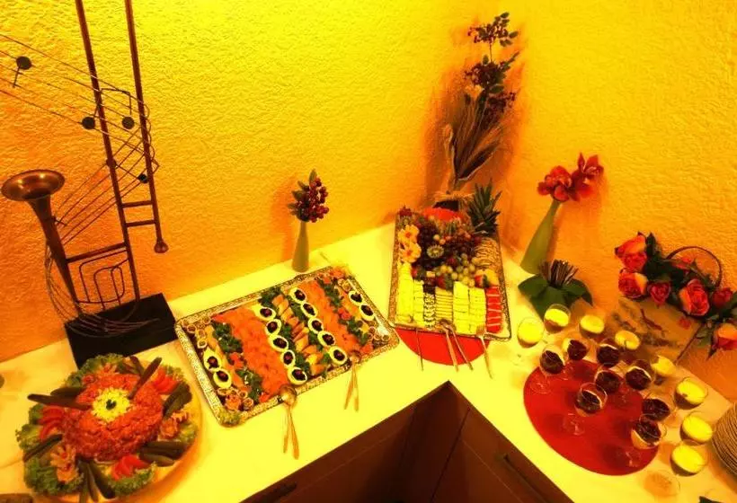 فندق Pension Grüne Linde