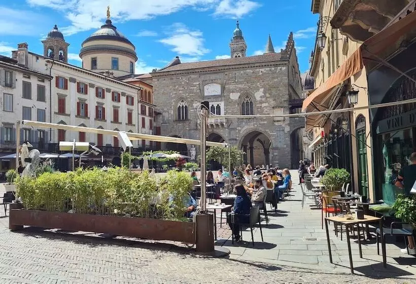 Hotel Piazza Vecchia