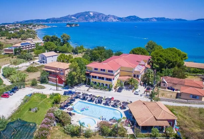 هتل Porto Koukla Beach