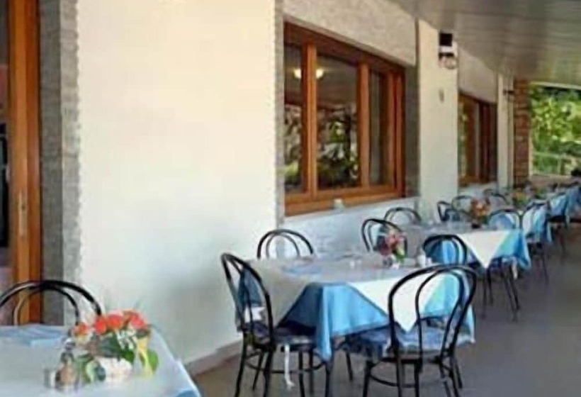 호텔 Garni Rosmari