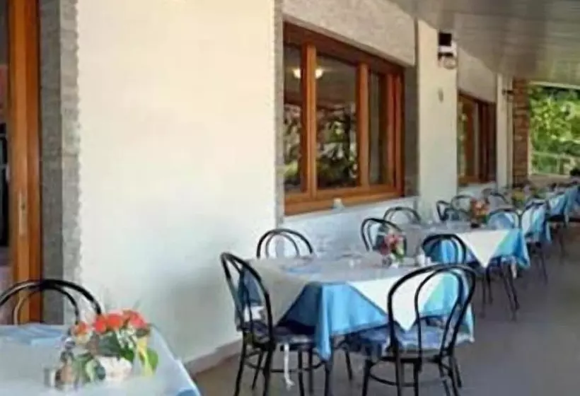 호텔 Garni Rosmari