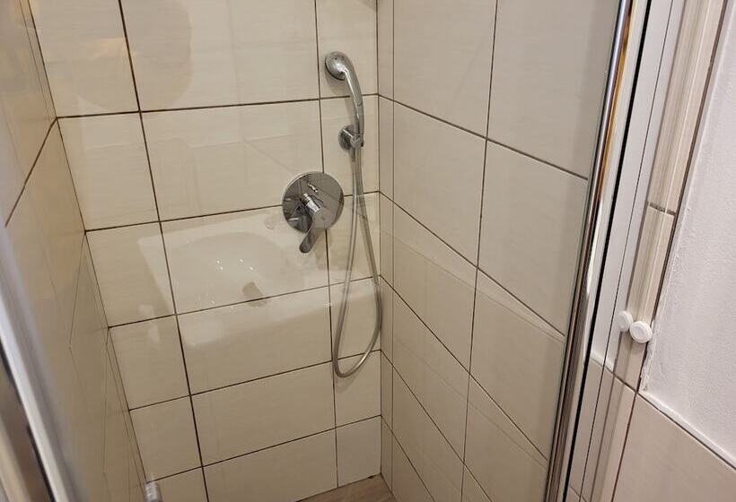 호텔 Garni Rosmari