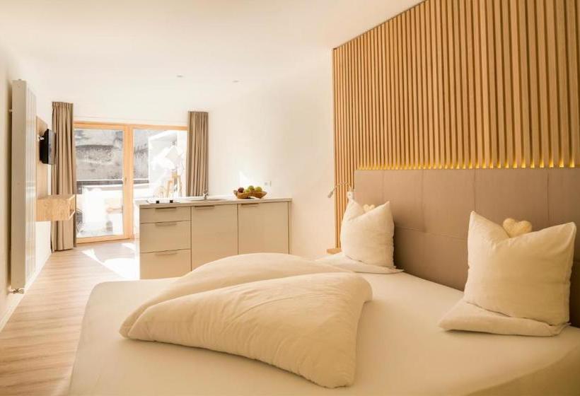 فندق Schwarzer Widder