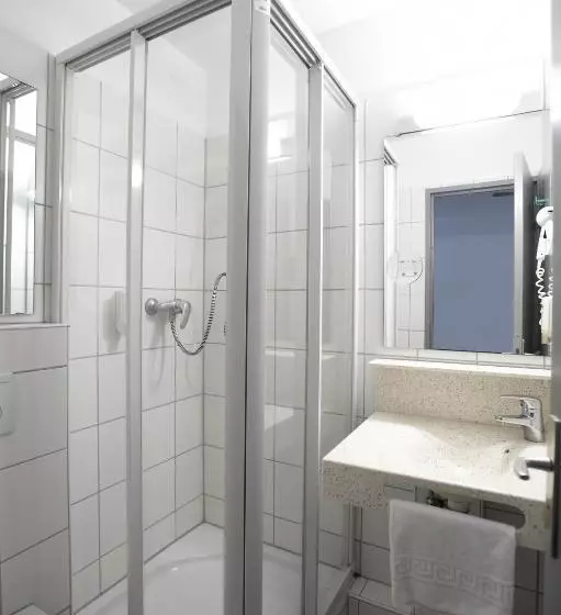 酒店 Strasbourg Montagne Verte & Restaurant Louisiane