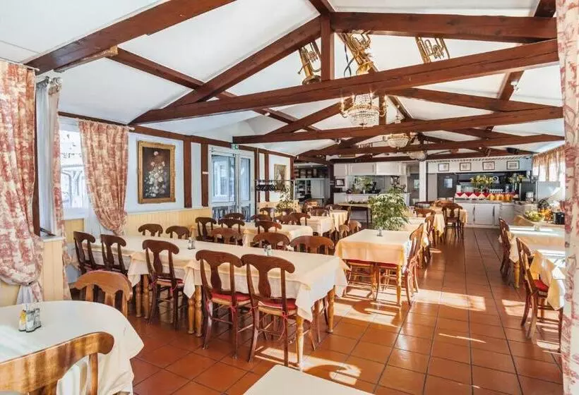 酒店 Strasbourg Montagne Verte & Restaurant Louisiane