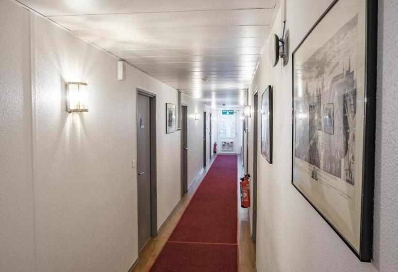 Отель Strasbourg   Montagne Verte & Restaurant Louisiane