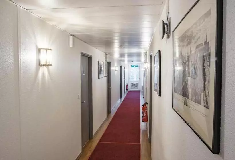 酒店 Strasbourg Montagne Verte & Restaurant Louisiane