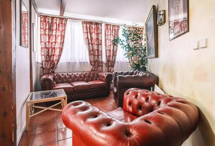 酒店 Strasbourg Montagne Verte & Restaurant Louisiane