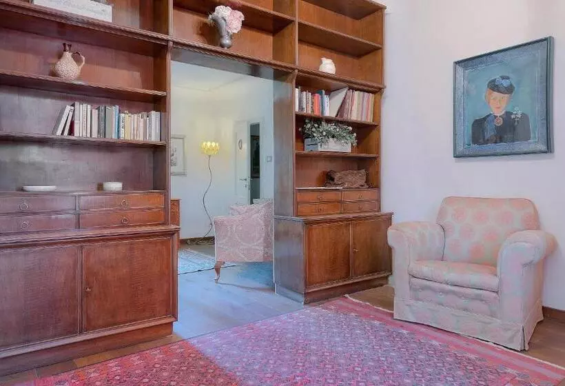 هتل Villa Ape Rosa Relais