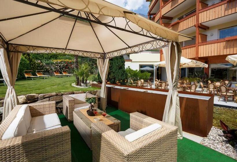 Panorama Hotel Nocturnes