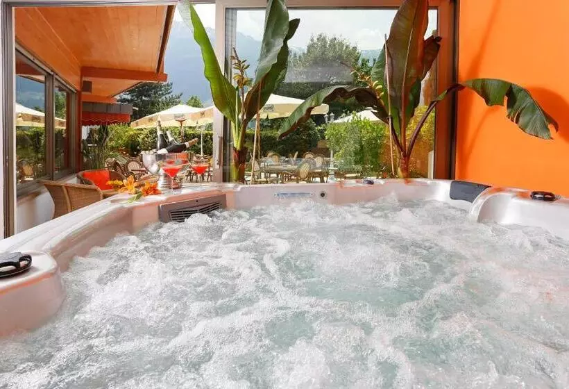 Panorama Hotel Nocturnes