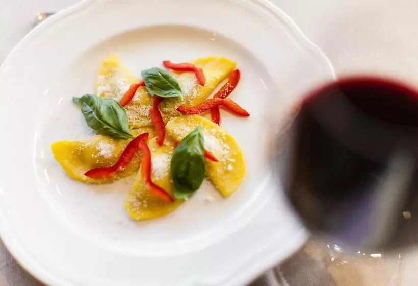 Vinumhotel Feldthurnerhof