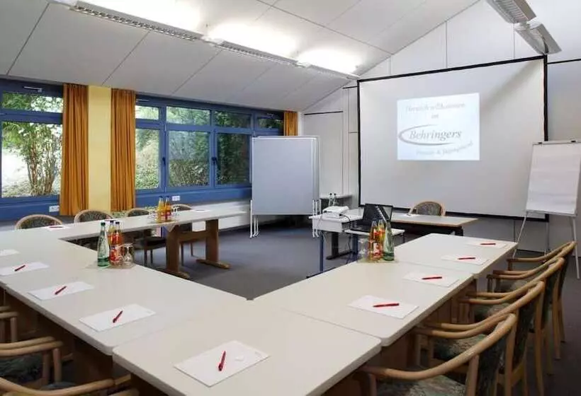 فندق Behringers Freizeit  Und Tagungs