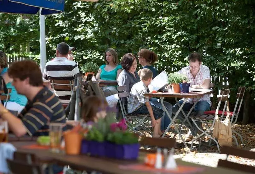 فندق Behringers Freizeit  Und Tagungs