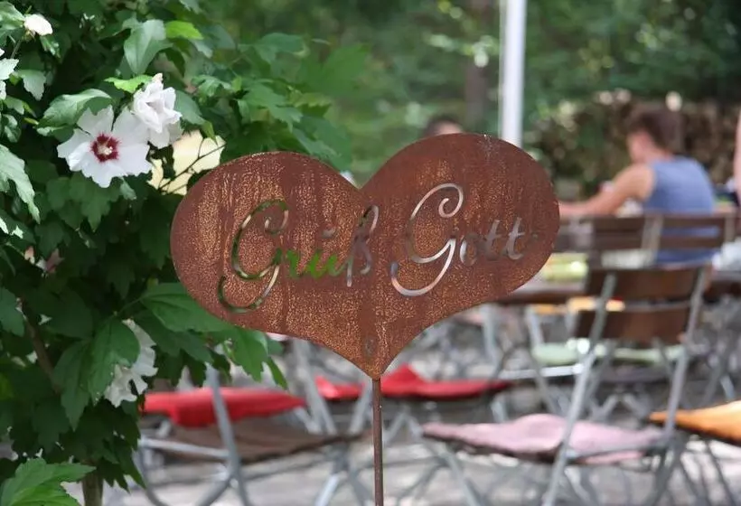 فندق Behringers Freizeit  Und Tagungs