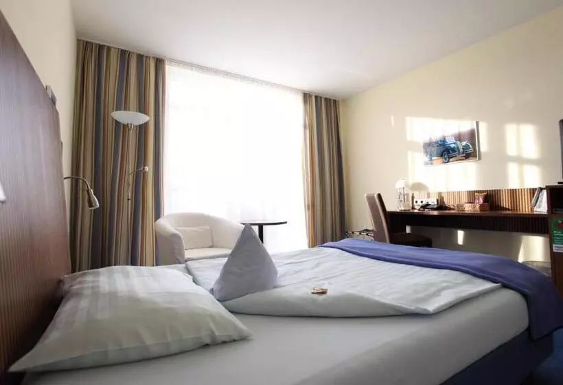 Отель Garni Max Zwo