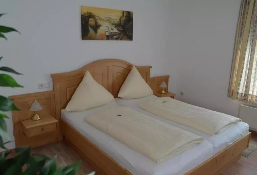 ホテル Haus Rameil