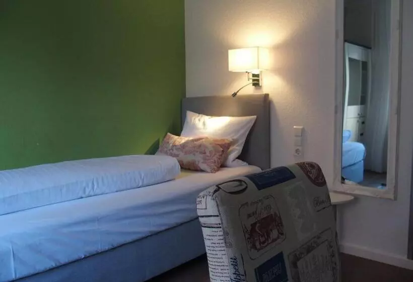 酒店 Restaurant Grüner Baum Und Altes Tor