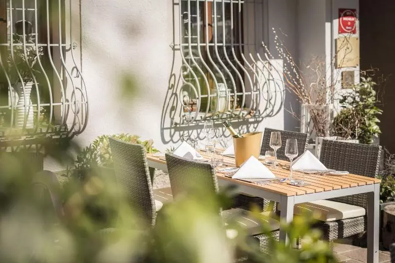 호텔 & Restaurant Rose