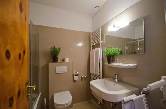 Отель Schwarzberghof