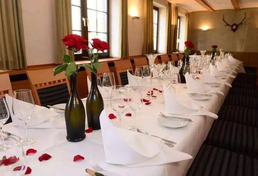 酒店 Zum Braunen Hirschen