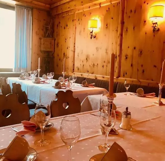 Отель Zum Engel