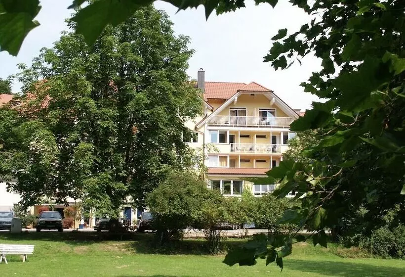 Отель Zum Engel