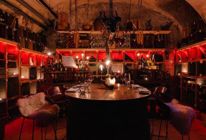 Ott S Hotel Weinwirtschaft & Biergarten Weil Am Rhein/basel