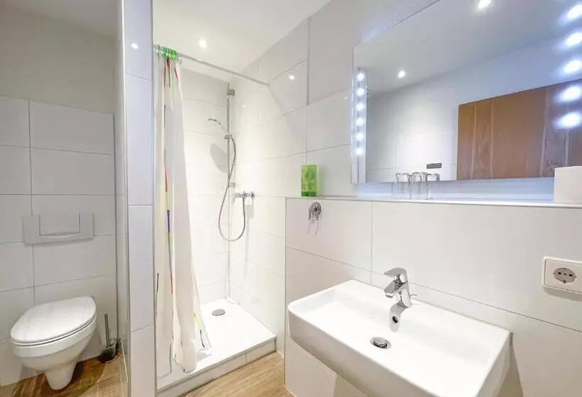 Ott S Hotel Weinwirtschaft & Biergarten Weil Am Rhein/basel