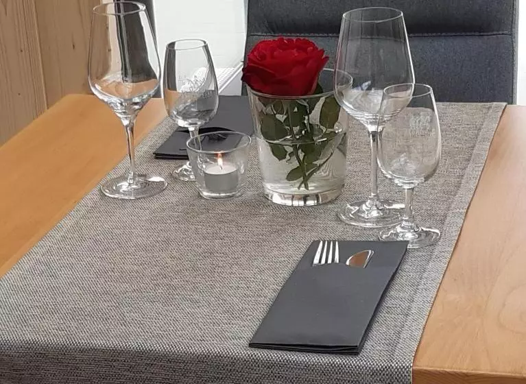 ペンション Landgasthaus Kurz Hotel & Restaurant Am Feldberg Schwarzwald