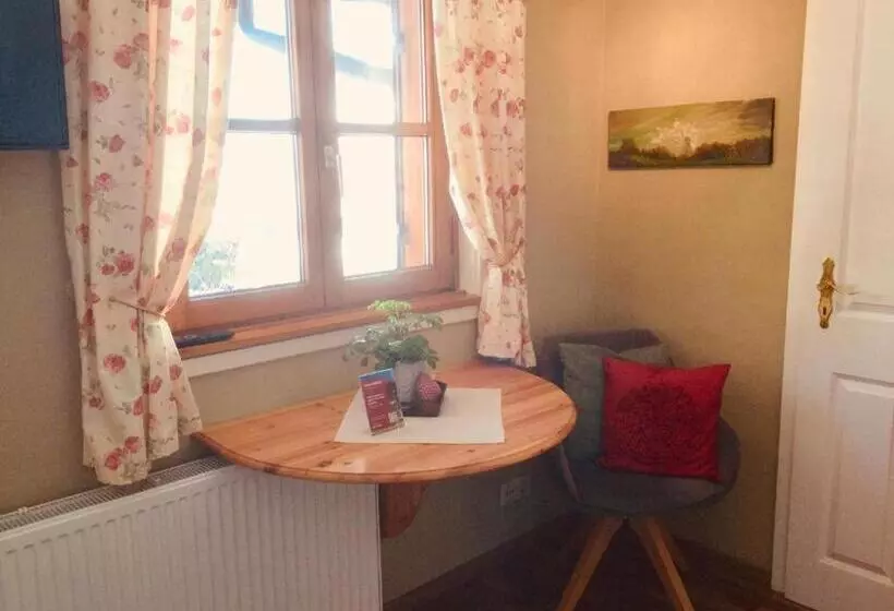 Bed and Breakfast Pension Louise