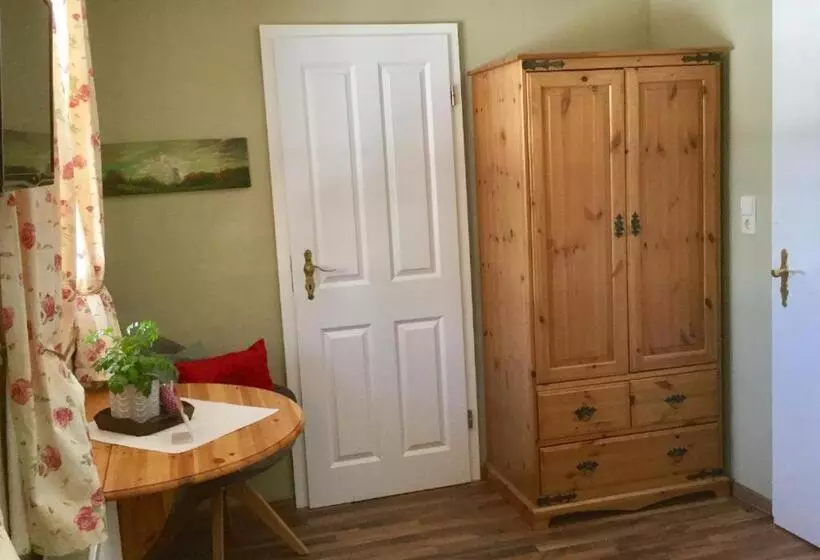 Bed and Breakfast Pension Louise