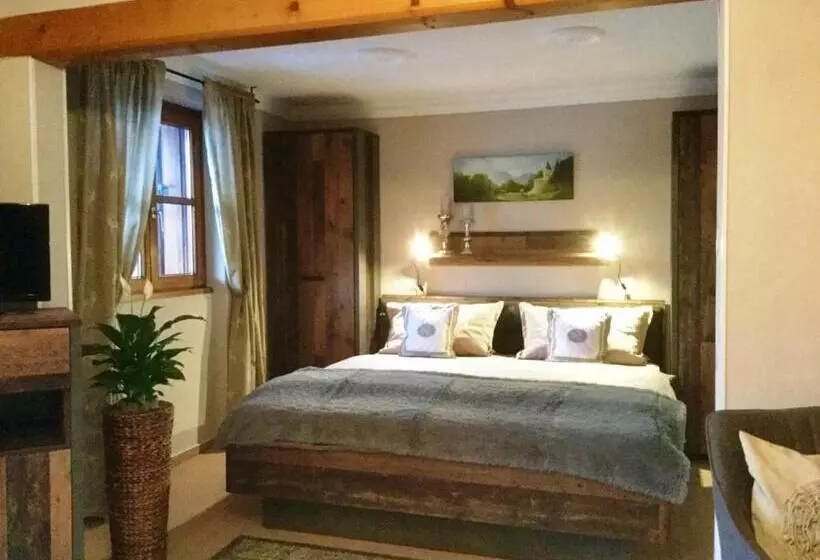 Bed and Breakfast Pension Louise