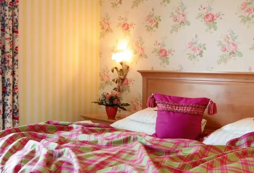 Отель Behringer S Traube