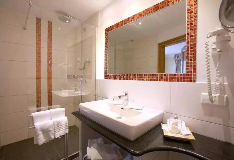 Отель Behringer S Traube