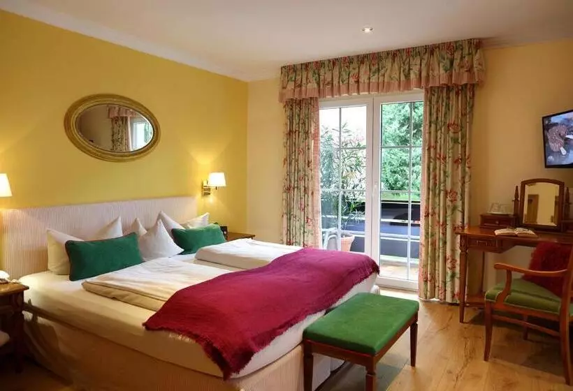 Отель Behringer S Traube