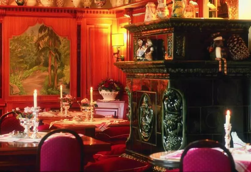 Отель Behringer S Traube