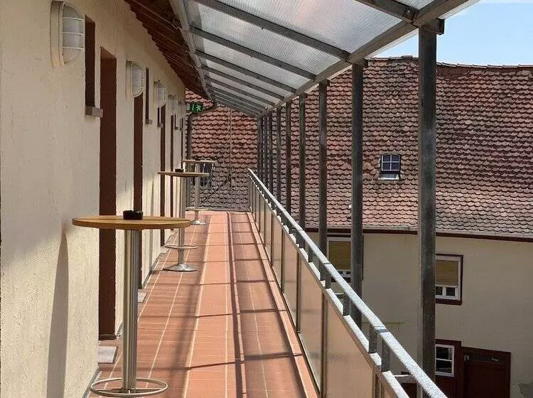 Отель Erlenbacher Hof