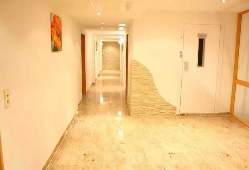 Отель Erlenbacher Hof