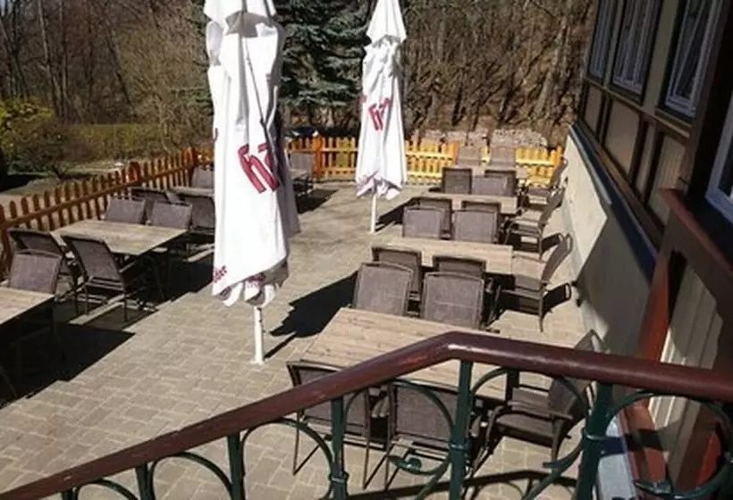 هتل Garni Am Schlosspark